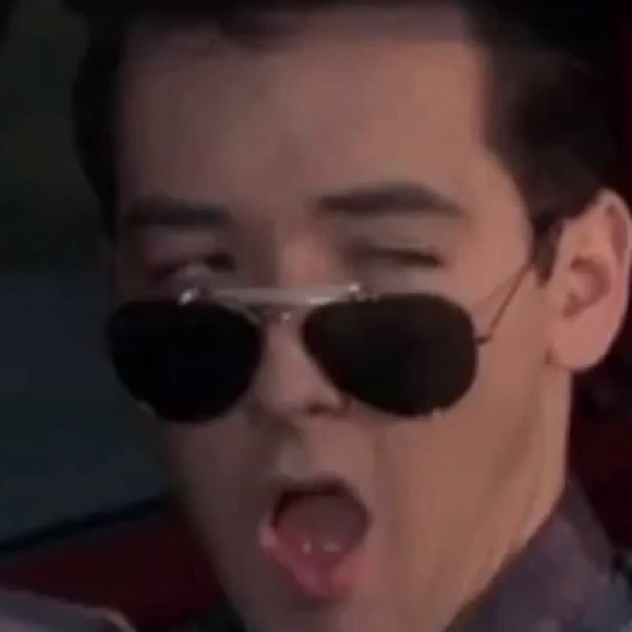 Meet your Posher, Manny - Picture 1 of 2